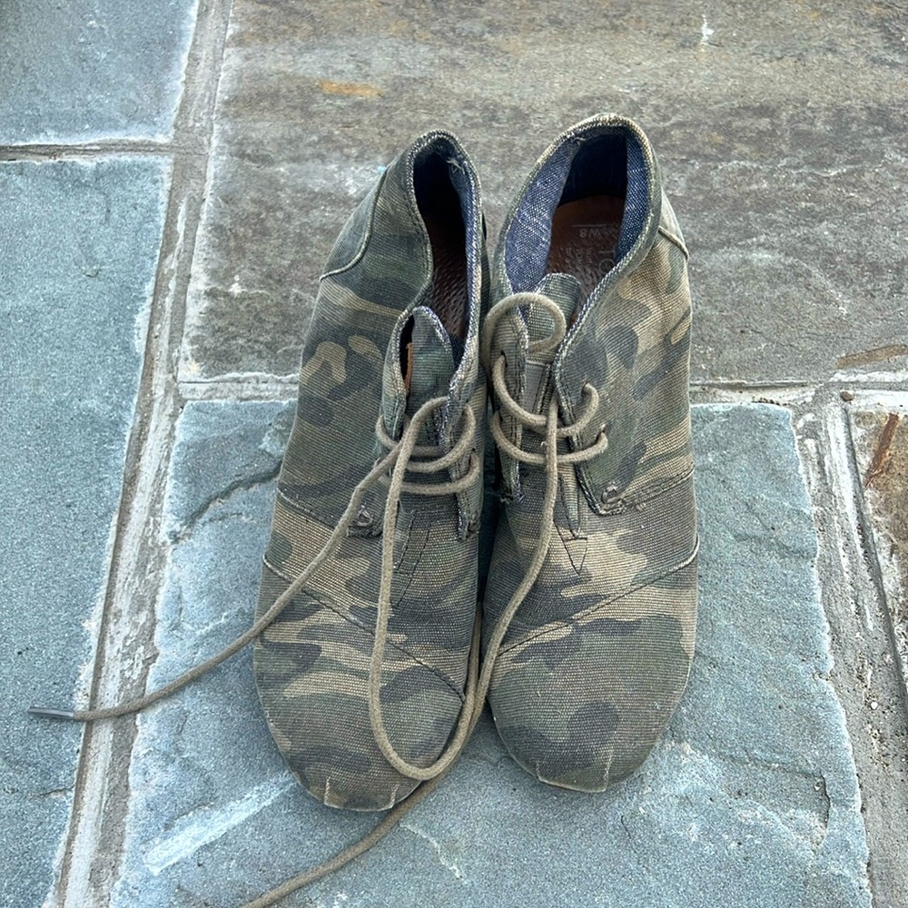 TOMS | Camo Canvas Wedge Booties.